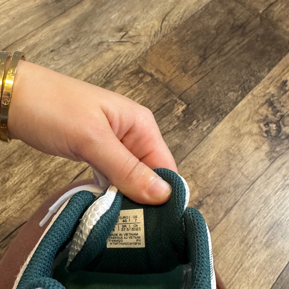 ASICS x ARITZIA Gel-Kayano 14 - Picture 6 of 6